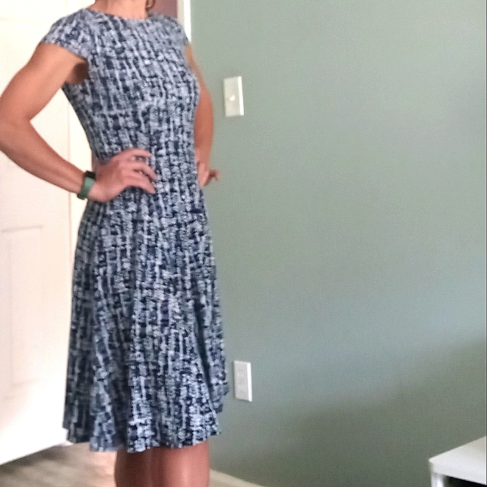 Eliza J cap sleeve blue print dress